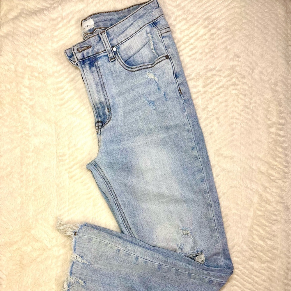 Risen Women’s Light Blue Jeans Raw Edge Hem